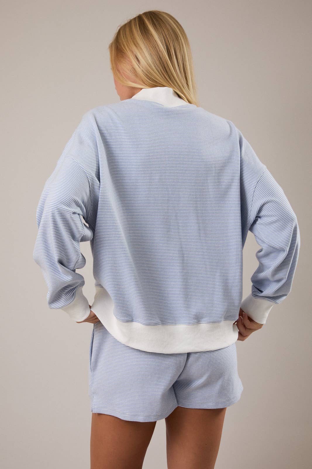 MOCK NECK STRIPE SWEATSHIRTS TOP